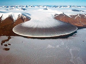 Знаменитый ледник в Гренландии