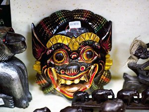 Паттайские сувениры - маска