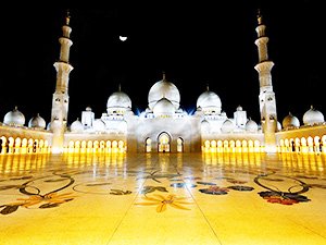 Что можно посмотреть в Абу-Даби - мечеть Шейха Зайеда 