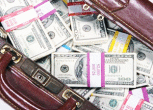 Таможня «даёт добро» — сколько валюты можно вывозить из России