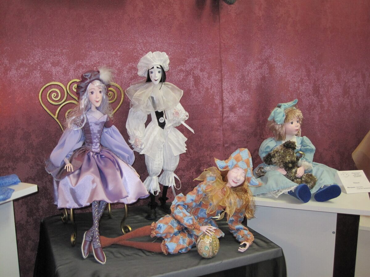Галерея кукол и кукольной миниатюры